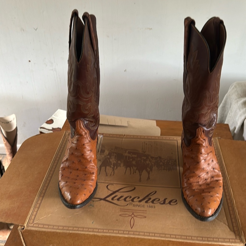 Lucchese ostrich skin cowboy boots. 7B Vintage